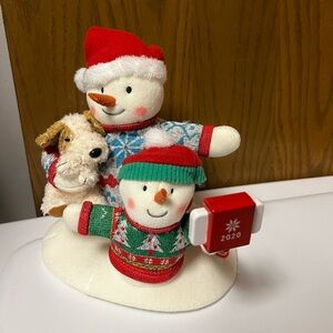 2020 Hallmark Snowman With Selfie Stick Decor